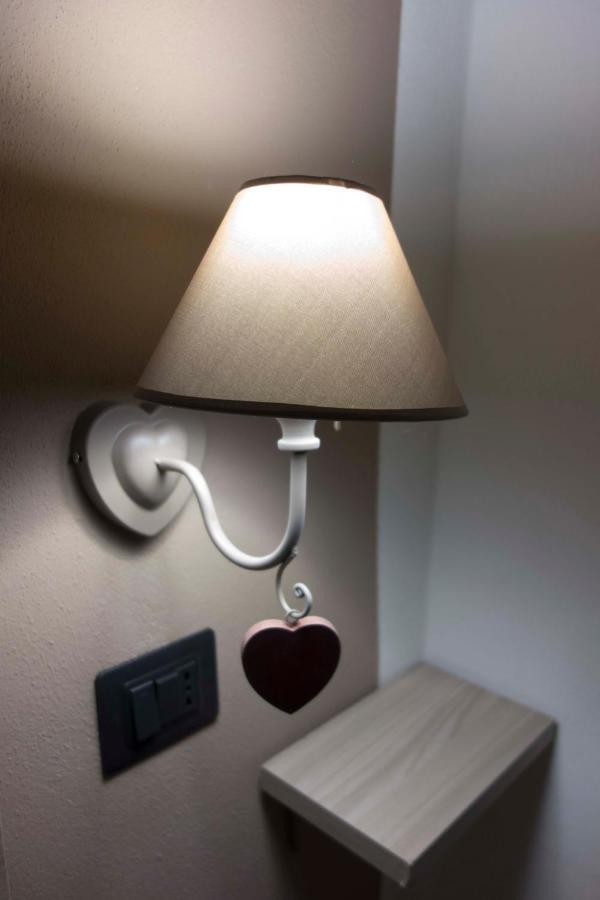 Millesimo B&B La Casa Dei Cuori מראה חיצוני תמונה